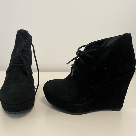 Aldo Shoes - Brand new Real suede platform booties